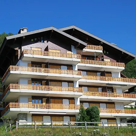 Les Cretes 1-4 By Interhome Appartement