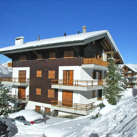 Les Cretes 1-4 By Interhome شقة