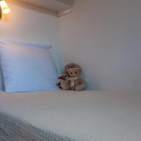 Les Cretes 1-4 By Interhome * فييسوناز