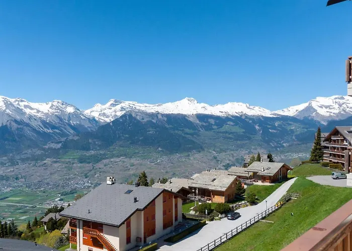 Les Cretes 1-4 By Interhome